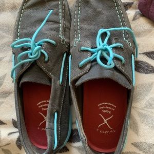 New twisted X shoes only tried on.stored in my closet so sorry for the creases.